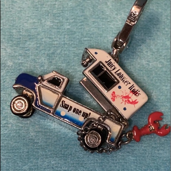 Juicy Couture Lobster Rolls Food Truck - Picture 4 of 11